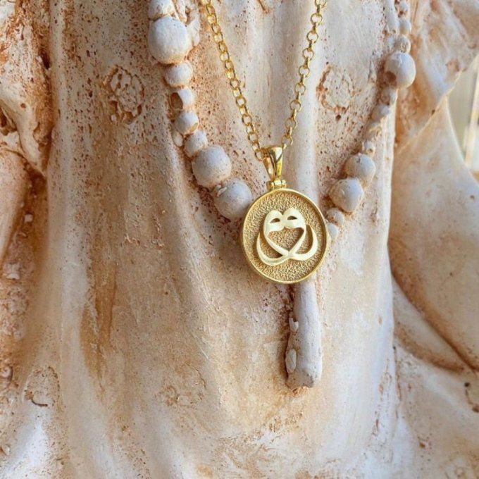 SYMBOLIC JEWELS AND MEDITATION NECKLACE SENT WITH PHOTOGRAPHS